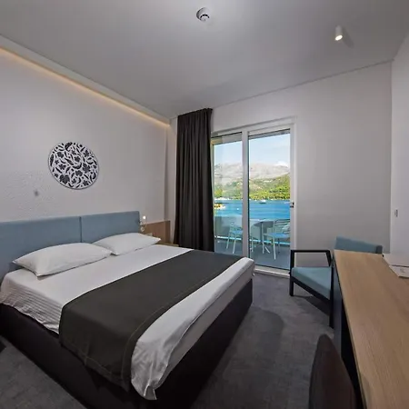 Hotel Osmine 4*