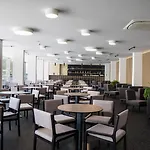 Osmine Hotel