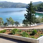 Osmine Hotel 4*