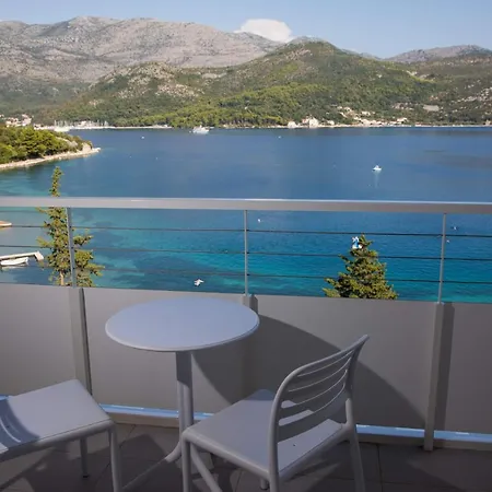 Osmine Hotel 4*