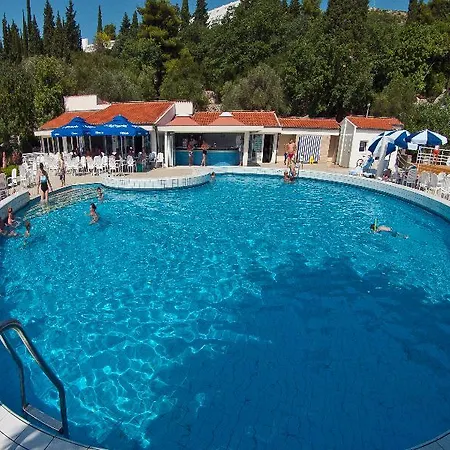 Osmine Hotel Slano