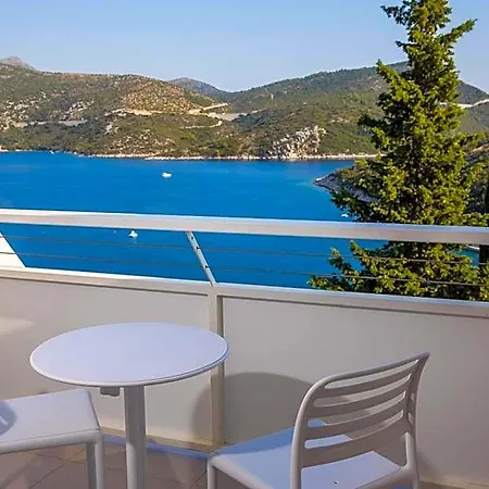 Osmine Hotel 4*