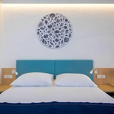 Osmine Hotel