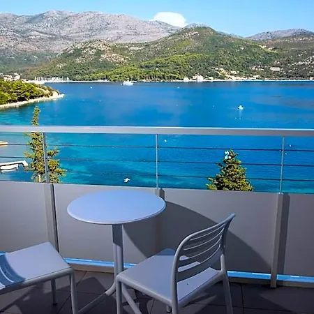 Osmine Hotel Slano