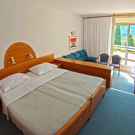 Hotel Osmine 4*