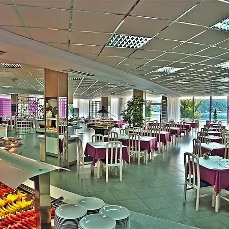 Osmine Hotel Slano