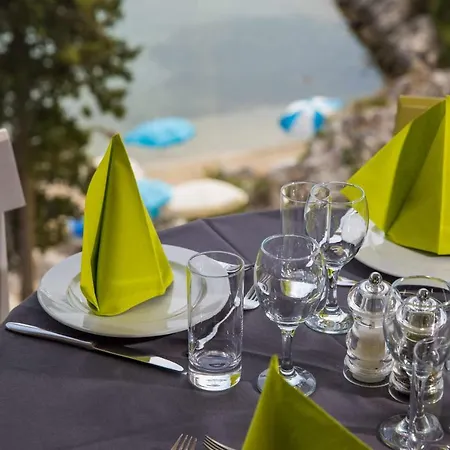 Osmine Hotel Slano